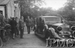 1.06.1943, Falkirk, Szkocja, Wielka Brytania.
Pierwszy kurs rekrucki dla polskich ochotniczek, które zgłosiły się do Pomocniczej Lotniczej Służby Kobiet. Wizyta prezydenta Władysława Raczkiewicza.
Fot. NN, Instytut Polski i Muzeum im. gen. Sikorskiego w Londynie
