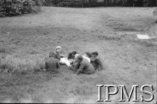 1.06.1943, Falkirk, Szkocja, Wielka Brytania.
Pierwszy kurs rekrucki dla polskich ochotniczek, które zgłosiły się do Pomocniczej Lotniczej Służby Kobiet.
Fot. NN, Instytut Polski i Muzeum im. gen. Sikorskiego w Londynie