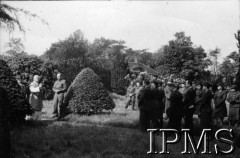 1.06.1943, Falkirk, Szkocja, Wielka Brytania.
Zakończenie pierwszego kursu rekruckiego dla polskich ochotniczek, które zgłosiły się do Pomocniczej Lotniczej Służby Kobiet. Msza polowa.
Fot. NN, Instytut Polski i Muzeum im. gen. Sikorskiego w Londynie