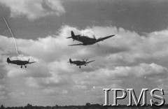 24.06.1943, Northolt, Anglia, Wielka Brytania.
Lotnisko Dywizjonu 303, start klucza myśliwskiego.
Fot. NN, Instytut Polski i Muzeum im. gen. Sikorskiego w Londynie