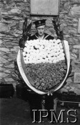 10.07.1943, Plymouth, Anglia, Wielka Brytania.
Pogrzeb gen. Władysława Sikorskiego. Wieniec od polskich marynarzy.
Fot. NN, Instytut Polski i Muzeum im. gen. Sikorskiego w Londynie