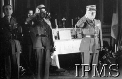 14.07.1943, Londyn, Anglia, Wielka Brytania.
Pogrzeb gen. Władysława Sikorskiego. Wystawienie trumny w Kensington Palace - francuska delegacja przed trumną.
Fot. NN, Instytut Polski i Muzeum im. gen. Sikorskiego w Londynie