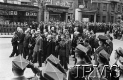 14.07.1943, Londyn, Anglia, Wielka Brytania.
Pogrzeb gen. Władysława Sikorskiego. Członkowie polskiego rządu idą do katedry Westminsterskiej.
Fot. NN, Instytut Polski i Muzeum im. gen. Sikorskiego w Londynie