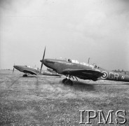 7.08.1940, Bramcote, Wielka Brytania.
Gen. Władysław Sikorski z wizytą u polskich lotników, bombowce Fairey Battle na lotnisku. 
Fot. NN, Instytut Polski i Muzeum im. gen. Sikorskiego w Londynie