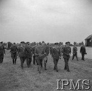 7.08.1940, Bramcote, Wielka Brytania.
Gen. Władysław Sikorski z wizytą u polskich lotników. 
Fot. NN, Instytut Polski i Muzeum im. gen. Sikorskiego w Londynie