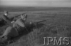 1939-1940, Francja.Wojsko Polskie we Francji, ćwiczenia piechoty.Fot. NN, Instytut Polski i Muzeum im. gen. Sikorskiego w Londynie [Francja - negatywy].