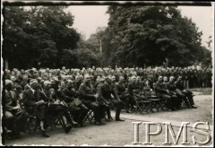 15.08.1940, Targoviste, Rumunia.
Internowani żołnierze Wojska Polskiego. Uroczyste nabożeństwo w dniu Święta Żołnierza.
Fot. NN, Instytut Polski i Muzeum im. gen. Sikorskiego w Londynie