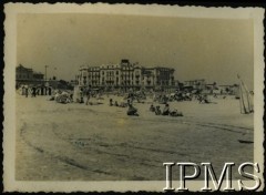 1945-1946, Włochy.
Plaża.
Fot. NN, Instytut Polski i Muzeum im. gen. Sikorskiego w Londynie [album 11 - 3 Batalion Strzelców Karpackich].