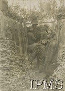 1914-1917, prowincja Trydent, północne Włochy.
Żołnierze podczas umacniania okopu.
Fot. NN, Instytut Polski i Muzeum im. gen. Sikorskiego w Londynie [album nr 287 z wojny 1914-1917 - front włoski].
