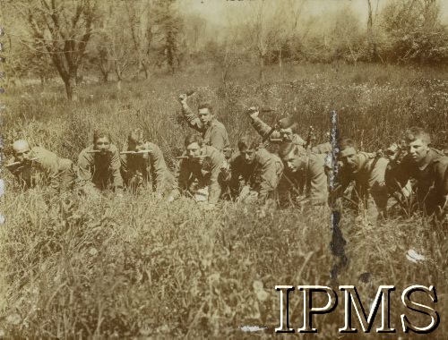 1914-1917, prowincja Trydent, północne Włochy.
Patrol szturmowy podporucznika Hinterholzla.
Fot. NN, Instytut Polski i Muzeum im. gen. Sikorskiego w Londynie [album nr 287 z wojny 1914-1917 - front włoski].