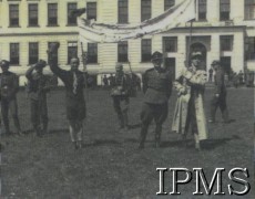 Lata 30., Lwów, Polska.
Uroczystość w Korpusie Kadetów Nr 1.
Fot. NN, Instytut Polski i Muzeum im. gen. Sikorskiego w Londynie [album 61 - Korpus Kadetów Nr 1 - Lwów]
