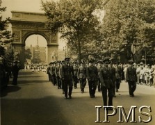 13.06.1942, Nowy Jork, Stany Zjednoczone Ameryki.
Polscy lotnicy z Kanady na paradzie wojsk sprzymierzonych.
Fot. NN, Instytut Polski i Muzeum im. gen. Sikorskiego w Londynie [szuflada NX]