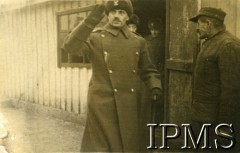 Grudzień 1941, Tockoje, obł. Czkałowsk, ZSRR.
Wizyta Naczelnego Wodza Polskich Sił Zbrojnych gen. Władysława Sikorskiego w formujących się Polskich Siłach Zbrojnych w ZSRR. Na zdjęciu gen. Władysław Anders.
Fot. NN, Instytut Polski i Muzeum im. gen. Sikorskiego w Londynie [teczka 18 Pułk Piechoty - Tockoje 1941].