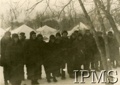 Zima 1941, Tockoje, obł. Czkałowsk, ZSRR.
Formowanie Armii Andersa, nowo przybyli rekruci.
Fot. NN, Instytut Polski i Muzeum im. gen. Sikorskiego w Londynie [teczka 18 Pułk Piechoty - Tockoje 1941].