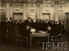 17.03.1930, Warszawa, Polska.
Podpisanie polsko-niemieckiej umowy gospodarczej.
Fot. NN, Instytut Polski i Muzeum im. gen. Sikorskiego w Londynie [teczka Berlin - dyplomacja, Gdańsk Przed 1939]