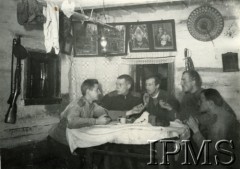 1915, Branczyce, Rosja.
Żołnierze I-go Korpusu Polskiego na kwaterze. 
Fot. Instytut Polski i Muzeum im. gen. Sikorskiego w Londynie