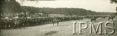 20.03.1921, Tomaszów Lubelski, Polska.
I Pułk Ułanów Krechowieckich. Dekoracja przez Józefa Piłsudskiego sztandarów I i XIV Pułku Ułanów. 
Fot. Instytut Polski i Muzeum im. gen. Sikorskiego w Londynie