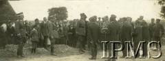 24.07.1925, Augustów, Polska.
I Pułk Ułanów Krechowieckich. X-lecie Pułku. Powitanie gen. Władysława Sikorskiego, ministra spraw wojskowych, przez kombatanta z XLI Pułku Piechoty z Suwałk.
Fot. Instytut Polski i Muzeum im. gen. Sikorskiego w Londynie