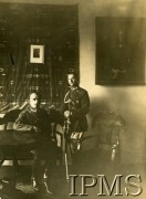 1923, Lwów, Polska.
Pokój portretowy kasyna oficerskiego. Pierwszy dowódca 14 Pułku Konstanty Plisowski i adiutant Witold Czaykowski.
Fot. NN, Instytut Polski i Muzeum im. gen. Sikorskiego w Londynie