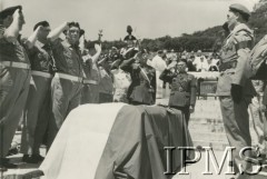 23.05.1970, Cassino, Włochy.
Polski Cmentarz Wojenny Monte Cassino - pogrzeb gen. Władysława Andersa.
Fot. Instytut Polski i Muzeum im. gen. Sikorskiego w Londynie