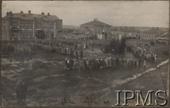 Grudzień 1919, Humań, Ukraina.
Oddział kawalerii Legionów Polskich podczas mszy polowej na rynku miasteczka.
Fot. NN, Instytut Polski im. Gen. Sikorskiego w Londynie [fotografia luźna]