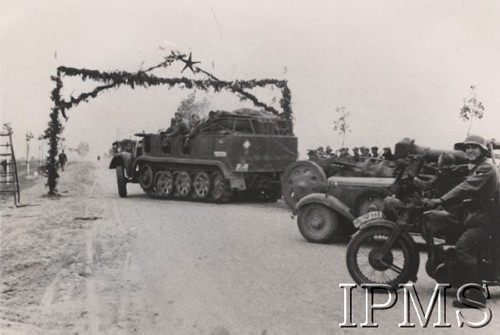 1939, Polska.
Oddziały niemieckie na radziecko-niemieckiej linii demarkacyjnej.
Fot. NN, Instytut Polski im. Gen. Sikorskiego w Londynie [fotografia luźna]