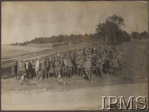 07.06.1919, Białystok.
Oddział kawalerii Legionów Polskich.
Fot. NN, Instytut Polski im. Gen. Sikorskiego w Londynie [fotografia luźna]