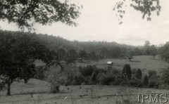 1935-1937, Parana, Brazylia.
Gramadar należące do terenów zakupionych nad rzeką Piquiry. 
Fot. NN, Instytut Polski i Muzeum im. gen. Sikorskiego w Londynie [Koperta 