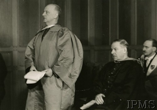 28.02.1941, St. Andrews, Szkocja
Nadanie gen. Władysławowi Sikorskiemu doktoratu honoris causa na Uniwersytecie St. Andrews.
Fot. NN, Instytut Polski i Muzeum im. gen. Sikorskiego w Londynie