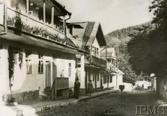 Po 12.09.1939, Krzemieniec, Wołyń, Polska.
Fragment miasta, przechodnie na ulicy.
Fot. NN, Instytut Polski i Muzeum im. gen. Sikorskiego w Londynie