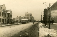 Ok. 1930, Gdynia, Polska.
Fragment miasta, w głębi po lewej budynek poczty.
Fot. NN, Instytut Polski i Muzeum im. gen. Sikorskiego w Londynie