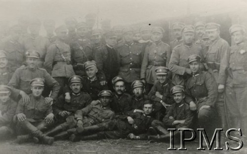 20.07.1920, Gumniska.
II Szwadron 2 plutonu 1 Pułku Ułanów Krechowieckich w Gumniskach.
Fot. NN, Instytut Polski im. Gen. Sikorskiego w Londynie [Kolekcja nr 554/XII/22]