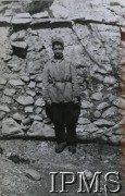 3.04.1943, Teheran okolice, Iran.
Dziecko mieszkające w okolicach Teheranu.
Fot. NN, Instytut Polski i Muzeum im. gen. Sikorskiego w Londynie, przekazał płk dypl. W. Bąkiewicz [album 34 - AP na Wschodzie, 1 DP im. T. Kościuszki].