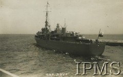 1938-1939, Gdynia, Polska.
Marynarze na pokładzie stawiacza min ORP Gryf (3 września 1939 został zbombardowany i zatopiony przez lotnictwo niemieckie).
Fot. L. Durczykiewicz, Instytut Polski i Muzeum im. gen. Sikorskiego w Londynie