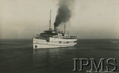 1927-1939, Morze Bałtyckie, Polska.
Parowy statek pasażerski żeglugi przybrzeżnej SS Gdańsk.
Fot. Morska Agencja Fotograficzna Gdynia, Instytut Polski i Muzeum im. gen. Sikorskiego w Londynie

