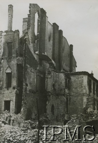 1939, Warszawa, Polska.
Kamienica przy ul. Krakowskie Przedmieście.
Fot. NN, Instytut Polski im. Gen. Sikorskiego w Londynie. [szuflada P1]