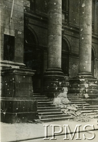 1939, Warszawa, Polska. 
Gmach Towarzystwa Zachęty Sztuk Pięknych - 