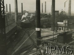 Przed 1939, Górny Śląsk, Polska.
Widok zabudowań fabrycznych, tory kolejowe i kominy.
Fot. NN, Instytut Polski i Muzeum im. gen. Sikorskiego w Londynie