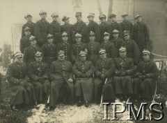 1937-1939, Bydgoszcz, Polska.
IV Kurs Instruktorski Podoficerów Nadterminowych przy Pomorskiej Brygadzie Kawalerii. 
Fot. NN, Instytut Polski i Muzeum im. gen. Sikorskiego w Londynie [koperta luzem - Wojsko Polskie Przed 1939]