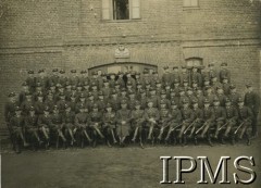 1931, Włodzimierz, woj. wołyńskie, Polska. 
III Dywizjon Szkoły Podchorążych Rezerwy Artylerii.
Fot. NN, Instytut Polski i Muzeum im. gen. Sikorskiego w Londynie [koperta luzem - Wojsko Polskie Przed 1939]