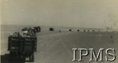 10-11.10.1942, Wadi Muhammad, Irak.
3 Dywizja Strzelców Karpackich w drodze z Palestyny do Iraku.
Fot. NN, Instytut Polski i Muzeum im. gen. Sikorskiego w Londynie [pudło - różne] 
