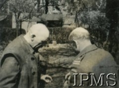 1941, Saxmundham, Anglia, Wielka Brytania.
Członkowie załogi Pociągu Pancernego 