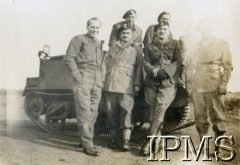 1942, Nacton, Anglia, Wielka Brytania.
Załoga Pociągu Pancernego 