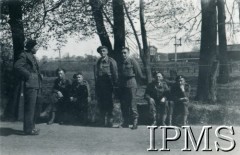 1942, Westerfield, Anglia, Wielka Brytania.
Załoga Pociągu Pancernego 
