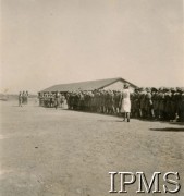 1943, Malir, Indie.
Obóz przejściowy dla polskich uchodźców. Dzieci podczas zajęć sprawnościowych.
Fot. NN, Kronika osiedla polskiego Valivade-Kolhapur, Indie, tom I, Instytut Polski i Muzeum im. gen. Sikorskiego w Londynie