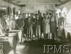 Sierpień 1946, Valivade-Kolhapur, Indie.
Osiedle dla polskich uchodźców. Wystawa prac trykotarskich uczennic Zakładu Wychowawczego.
Fot. NN, Kronika osiedla polskiego Valivade-Kolhapur, Indie, tom II, Instytut Polski i Muzeum im. gen. Sikorskiego w Londynie