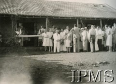 2.06.1947, Valivade-Kolhapur, Indie.
Osiedle dla polskich uchodźców. Wejście na wystawę zorganizowaną z okazji Tygodnia Uroczystości i Sportu.
Fot. NN, Kronika osiedla polskiego Valivade-Kolhapur, Indie, tom III, Instytut Polski i Muzeum im. gen. Sikorskiego w Londynie