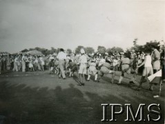 7.06.1947, Valivade-Kolhapur, Indie.
Osiedle dla polskich uchodźców. Zawody sportowe zorganizowane podczas Tygodnia Uroczystości i Sportu.
Fot. NN, Kronika osiedla polskiego Valivade-Kolhapur, Indie, tom III, Instytut Polski i Muzeum im. gen. Sikorskiego w Londynie