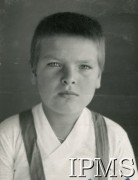 1942-1946, Jamnagar, Indie.
Osiedle dla polskich dzieci ewakuowanych z ZSRR. Dzieci po przyjeździe do Indii, na zdjęciu Czesław Szubert.
Fot. NN, Kronika osiedla polskiego Valivade-Kolhapur, Indie, tom III, Instytut Polski i Muzeum im. gen. Sikorskiego w Londynie
