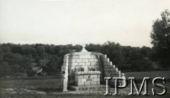 1944, okolice Taranto, Włochy.
Ołtarz polowy 5 Wileńskiej Brygady Piechoty w Camp Alexander.
Fot. NN, Kronika 15 Wileńskiego Batalionu Strzelców 